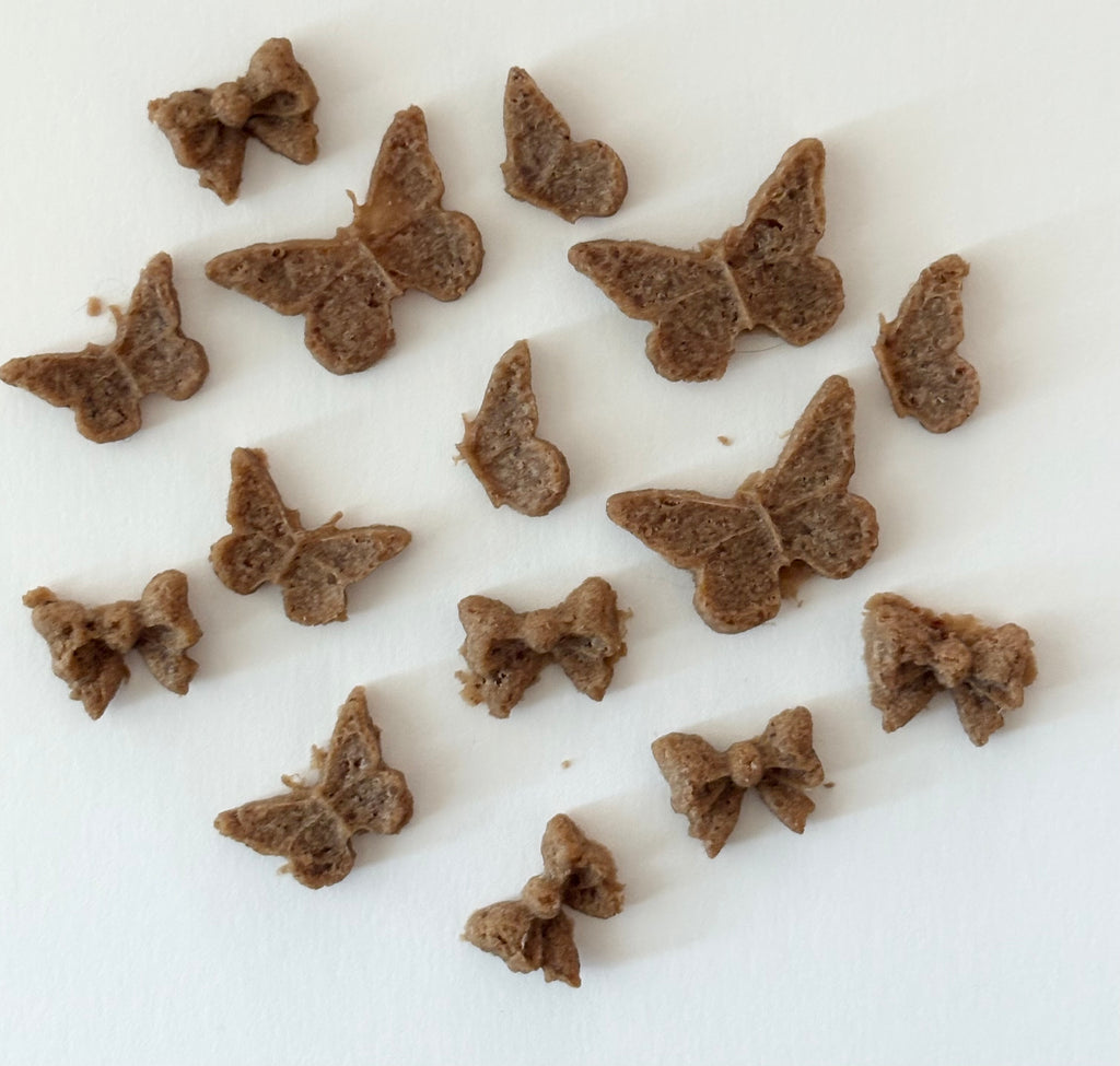 butterflies + bows treats — dehydrated (chicken)