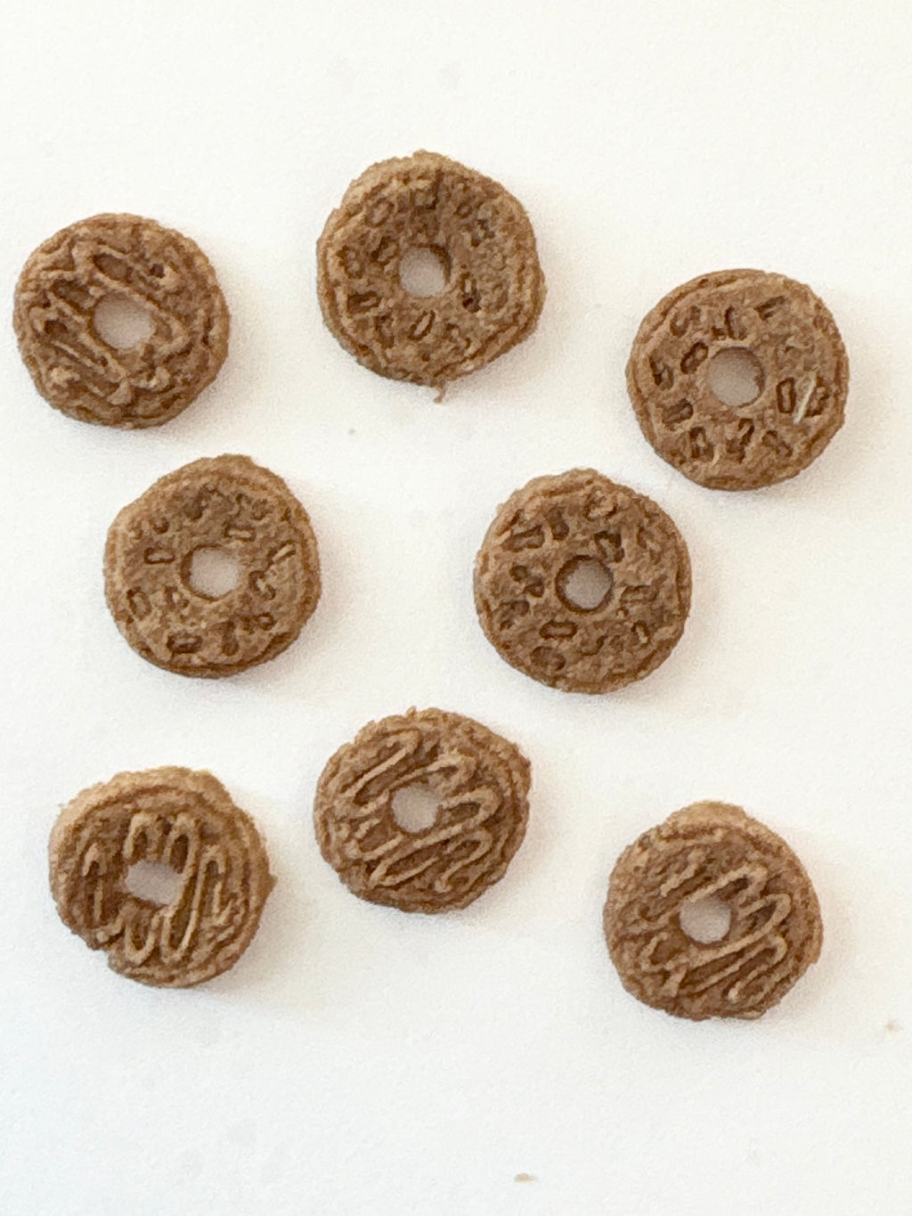 cat doughnuts— freeze dried (chicken)